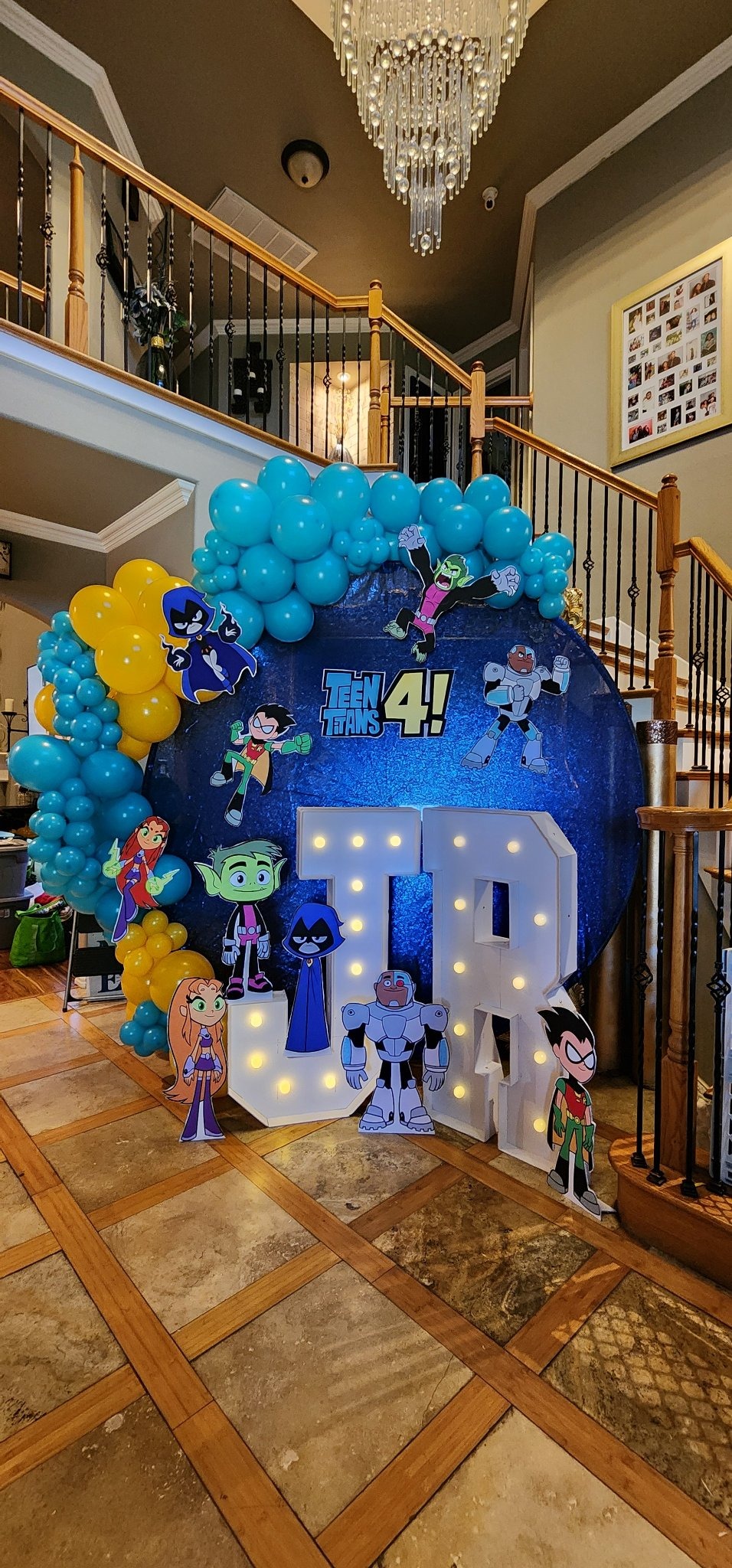 JR